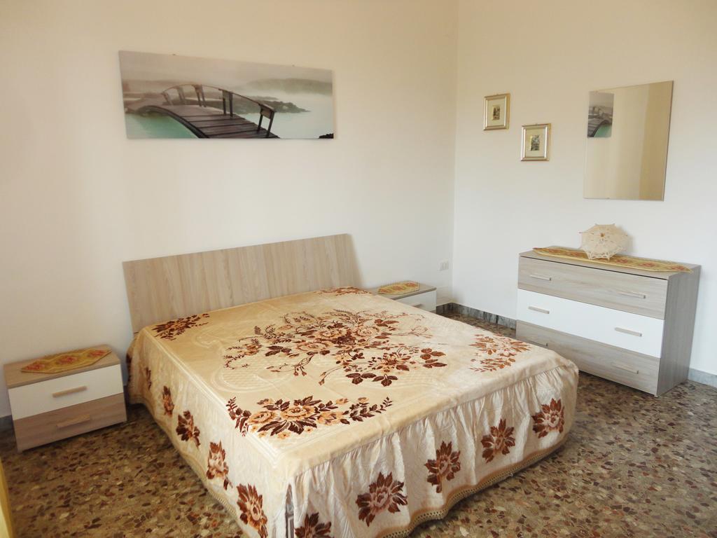 Casetta Indipendente Torre San Giovanni 103 Verso Sud Eksteriør bilde